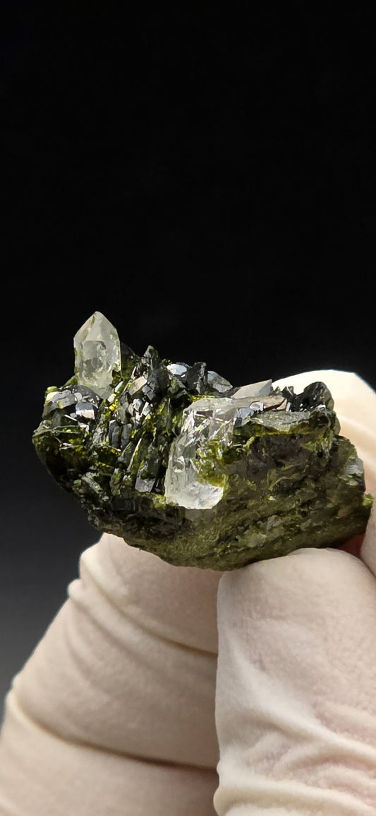 Brazilian S7 Quartz on Epidote Matrix Button!
