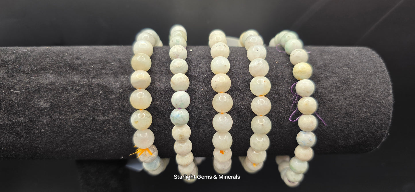 (Clear) Hackmanite Bracelet, UV Effects☆