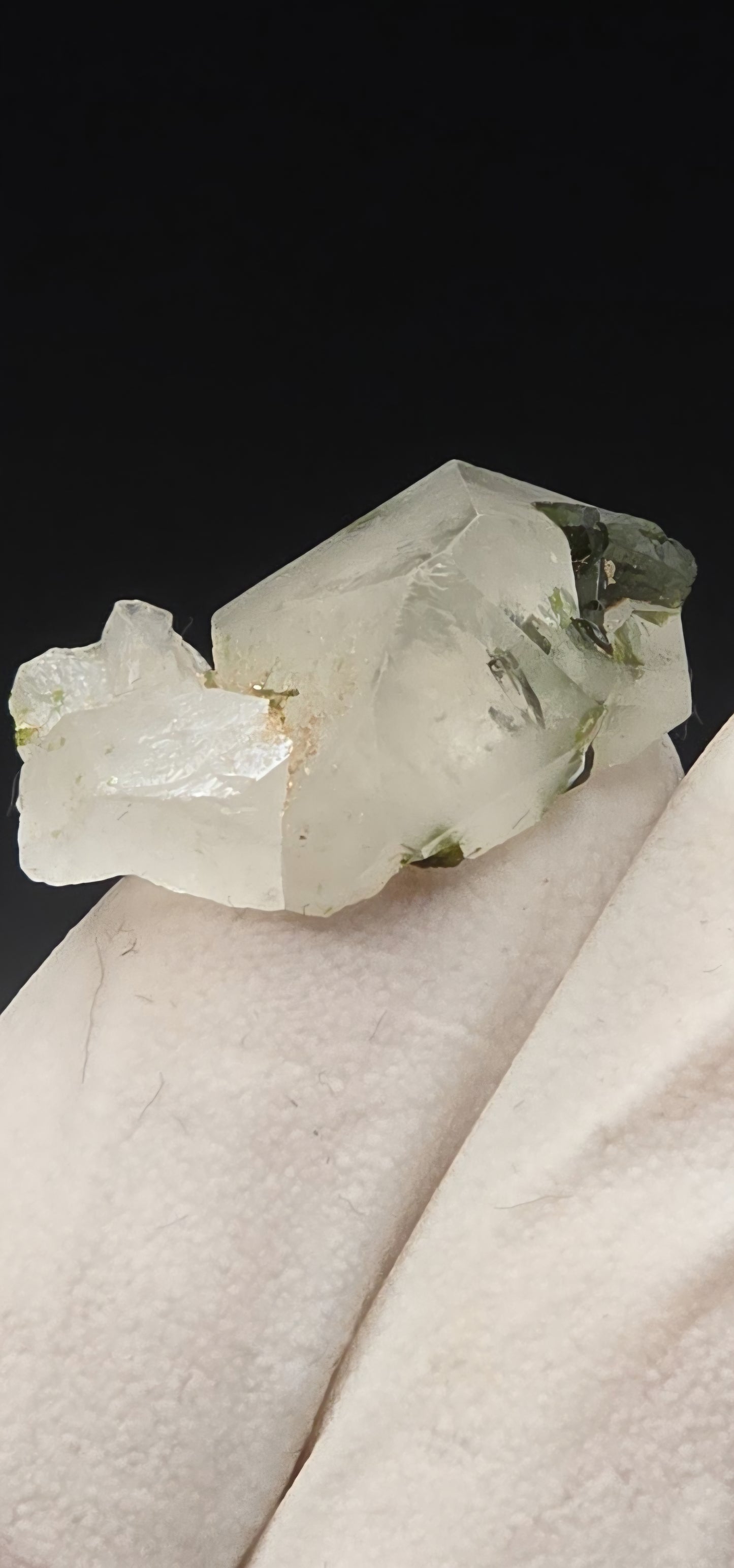 Brazilian S7 Sulfopyright Quartz Button w/ Epidote Blade Inclusions!