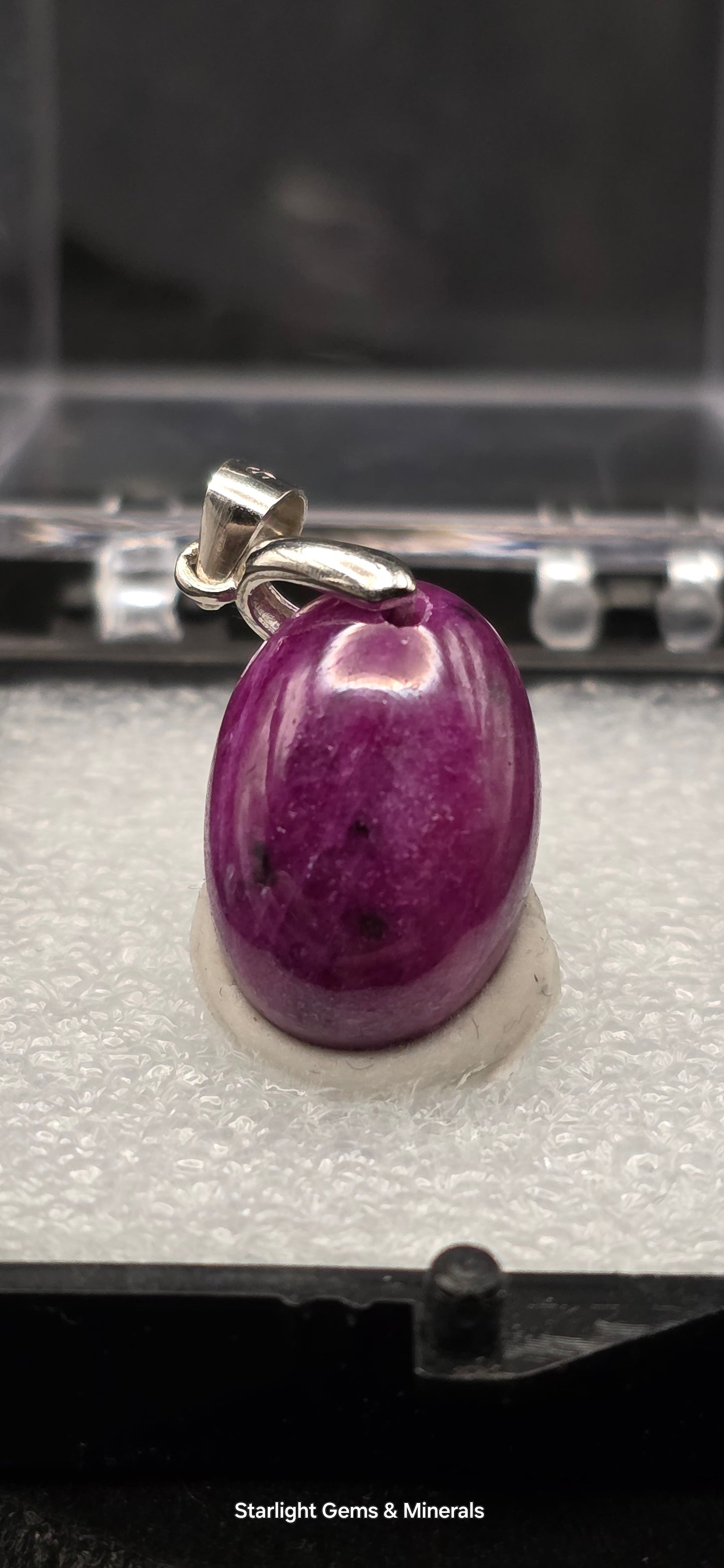 Natural Burma Ruby w/S-925 Pendant Loop. ☆UV!