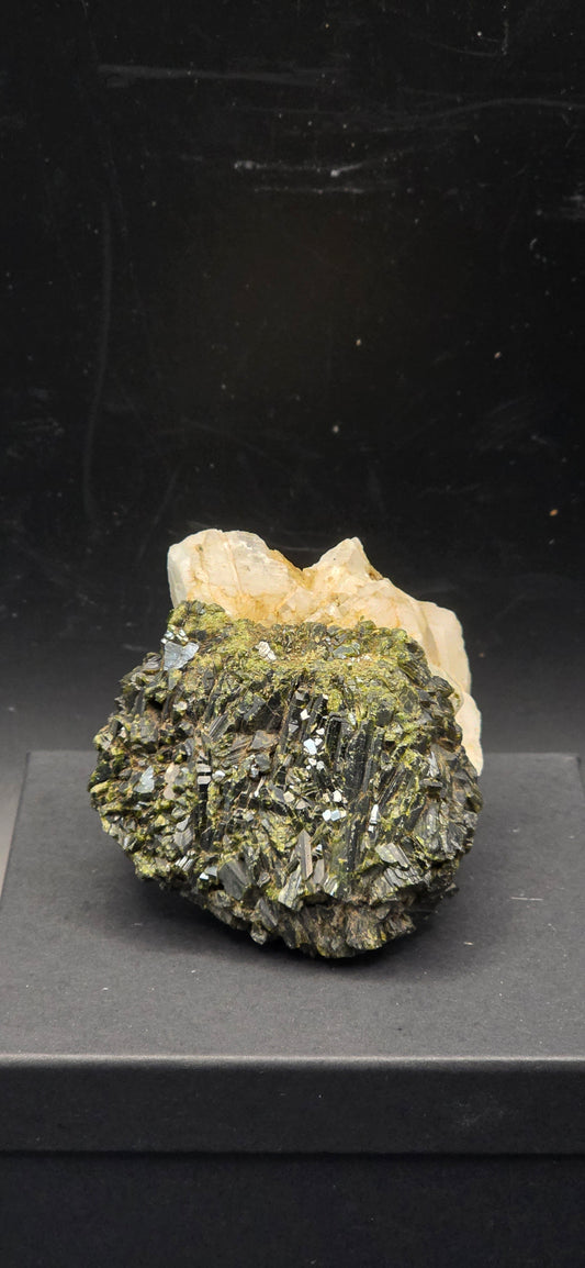Green Tourmaline & Quartz Matrix w/Epidote  Inclusions - Brazil *5 unusual formation