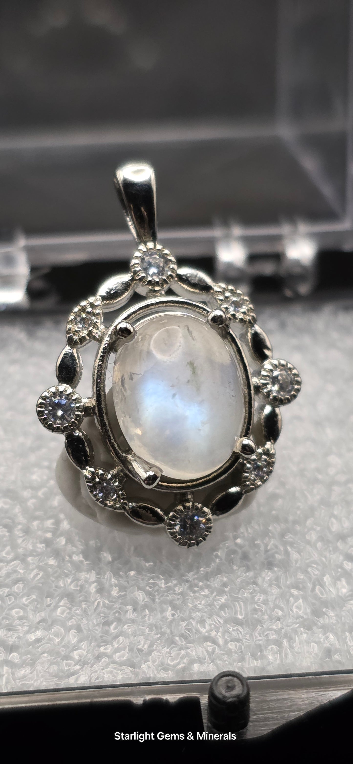 Silver Plated Victorian Moonstone Pendant w/Quartz Facets!