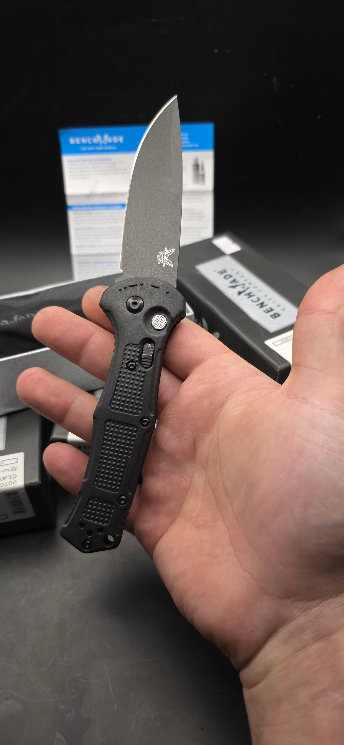 Benchmade 9070BK Claymore Automatic Pocket Knife