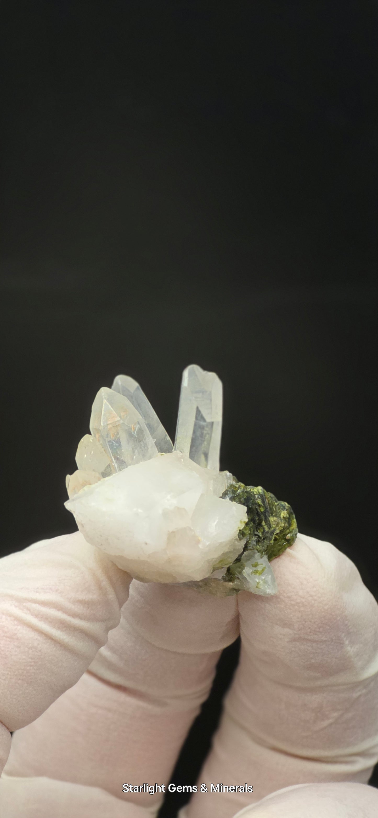 Brazilian S7 Quartz & Epidote Bloom, w/ Sprites!