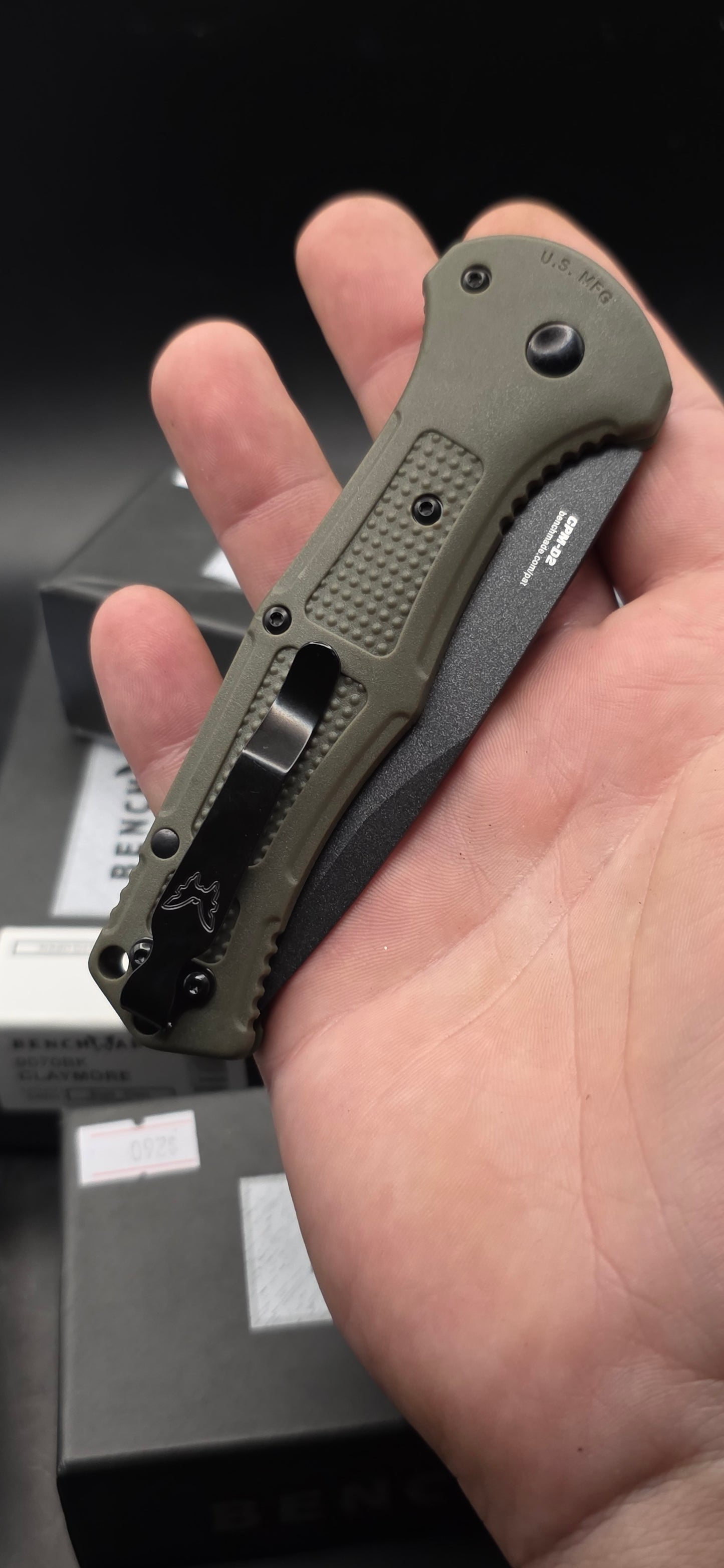 Benchmade 9070BK Claymore Automatic Pocket Knife