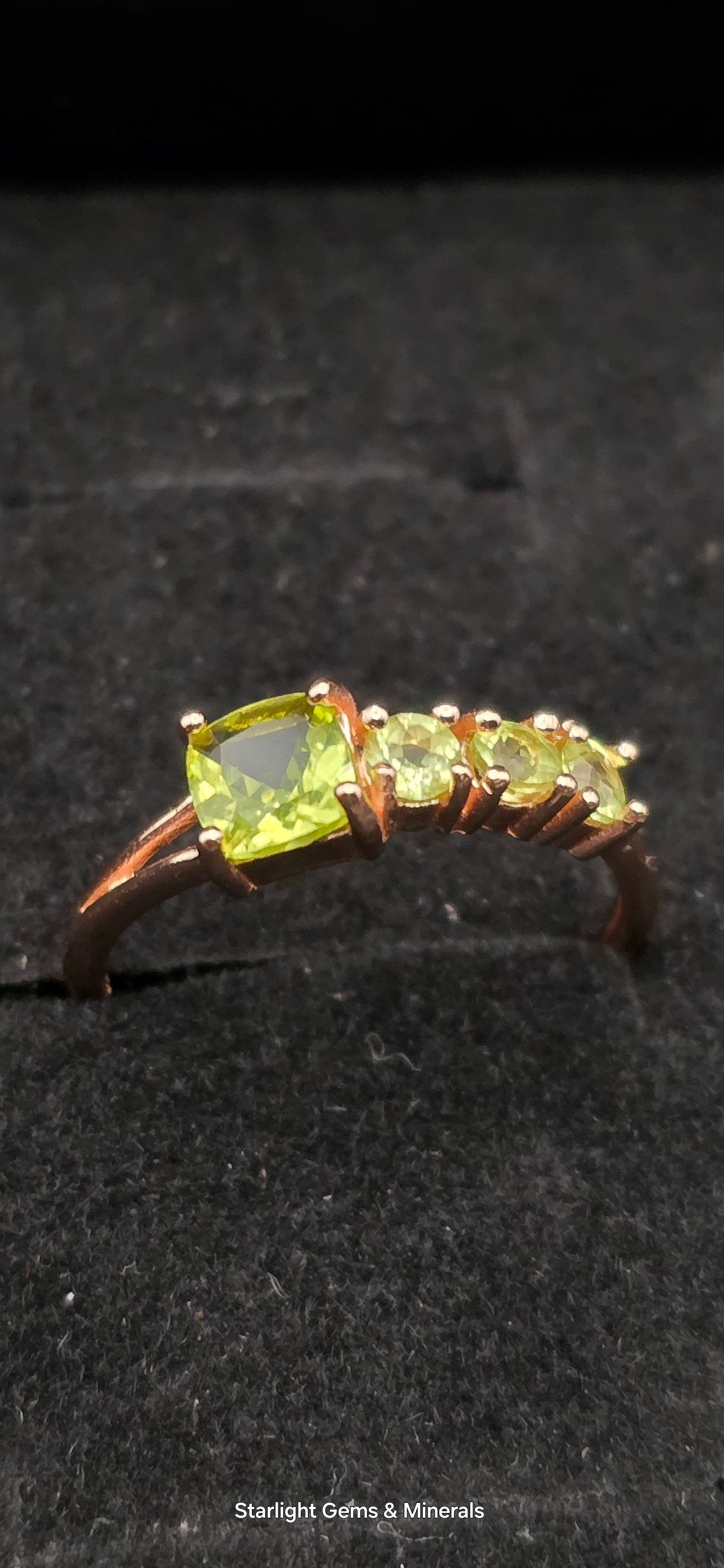 Stunning Adj. Paradote S-925 Ring, plated in Rose Gold.