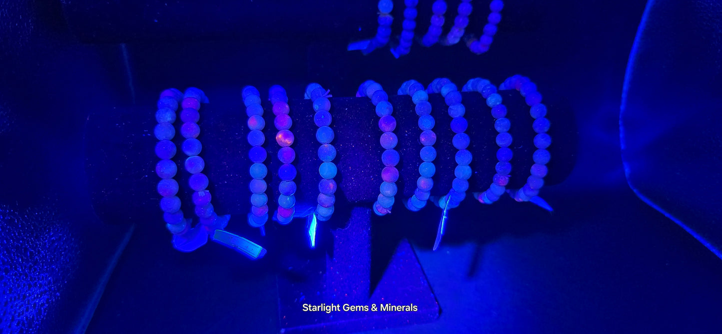 Hackmanite Bracelet, UV Effects☆