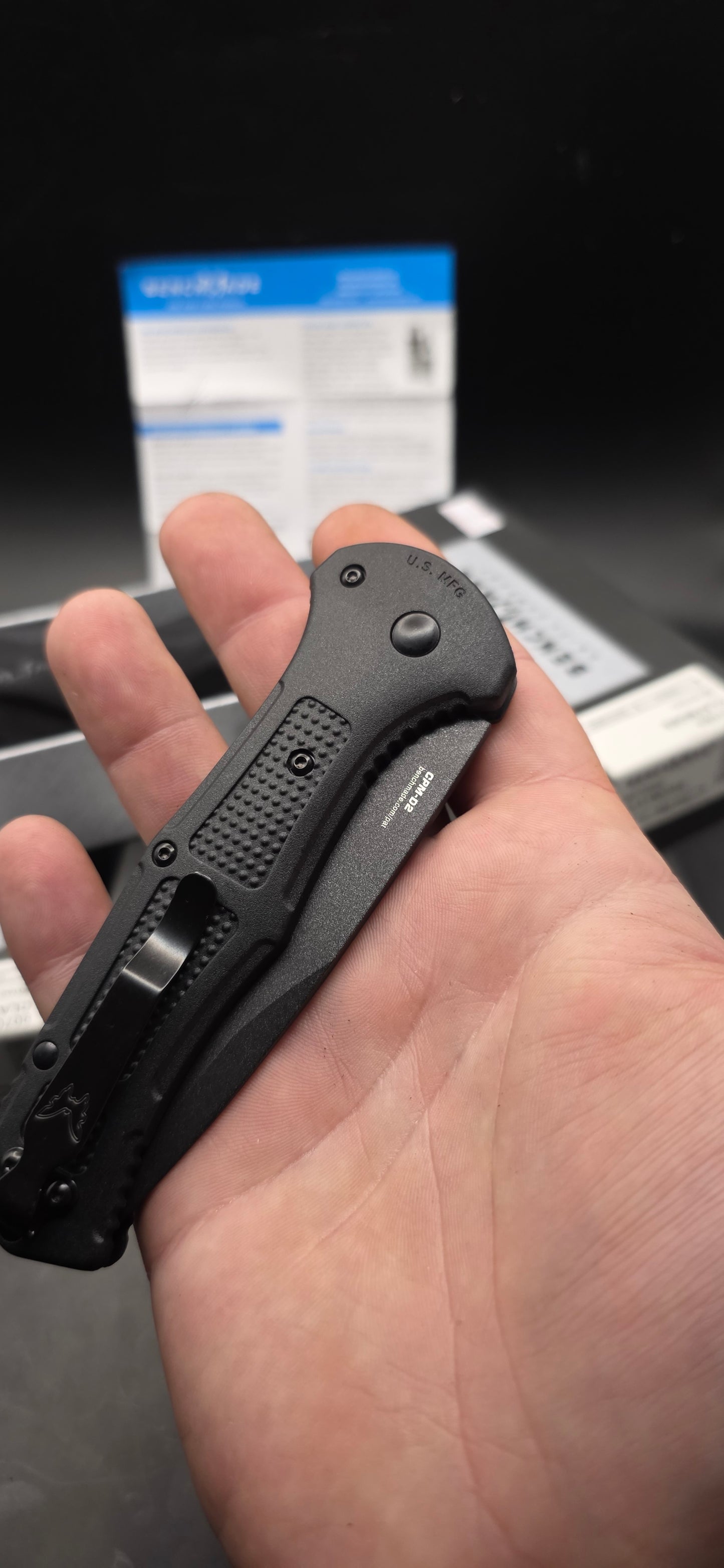 Benchmade 9070BK Claymore Automatic Pocket Knife