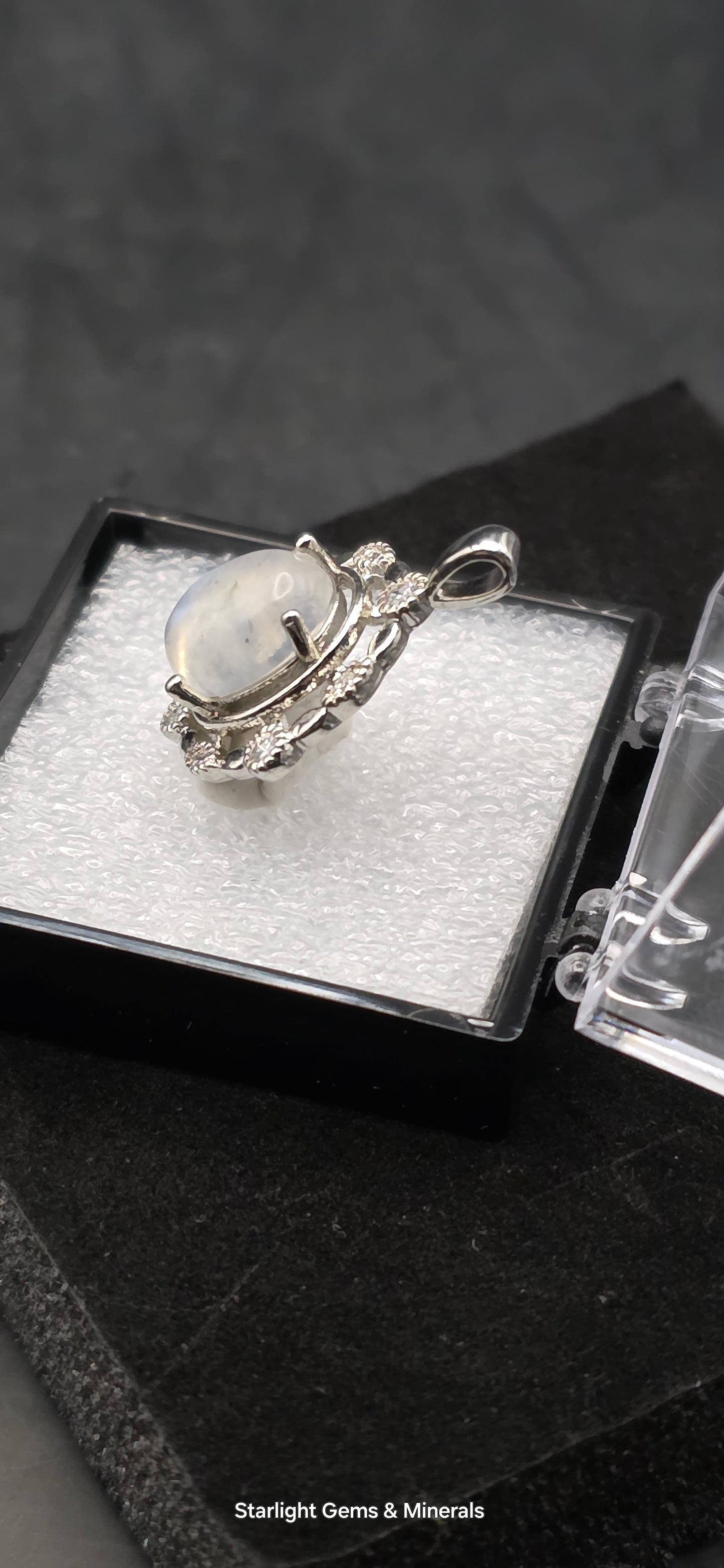 Silver Plated Victorian Moonstone Pendant w/Quartz Facets!