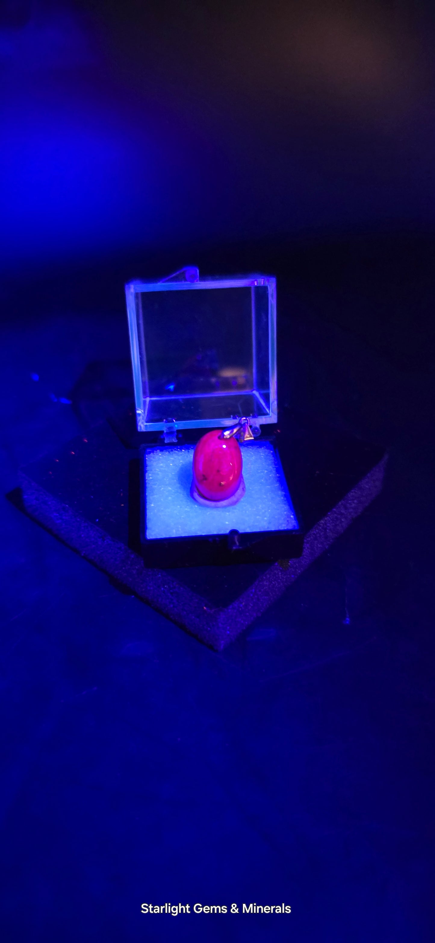 Natural Burma Ruby w/S-925 Pendant Loop. ☆UV!